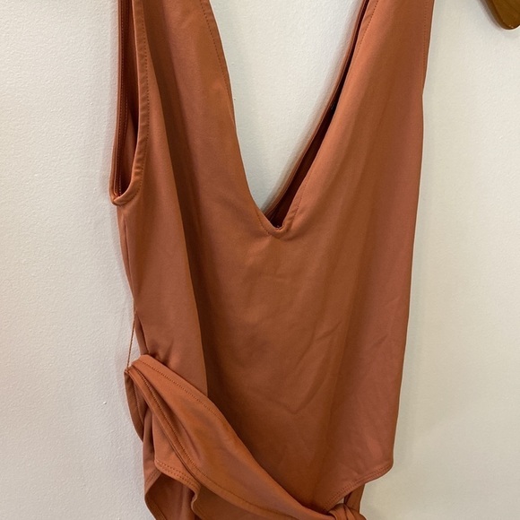 Forever 21 Rust Brown Sateen Tie Waist Bodysuit - Picture 8 of 8